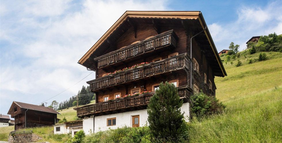 Haus Oschtna" befindet sich genau am Ortseingang von St.Veit.