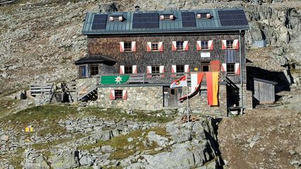 St. Pöltner Hütte auf 2.481 Meter - Eine im Sommer bewirtschaftete Schutzhütte