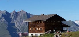 Zupalsee Hütte 2.350m | Lasörlinggruppe Osttirol - copyright tschoner
