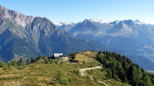 Von Virgen mit dem Hüttentaxi zur Wetterkreuzhütte und von dort auf dem Lasörlinger Höhenweg | Bild: Blatzheim