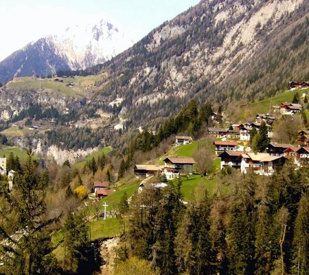 Schloss Weißenstein bei Matrei in Osttirol