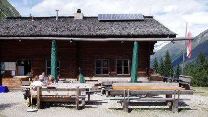 Wodenalm auf 1.825 Meter - Bewirtschaftete Almhütte in Matrei Osttirol