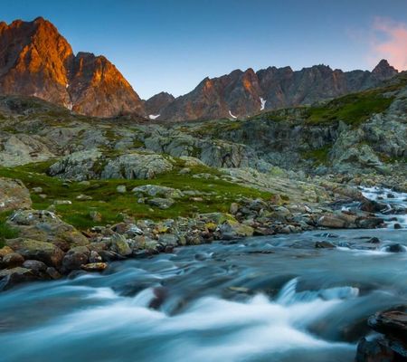 Adolf Nossberger Hütte 2488m - Landschaft Lienzer Dolomiten - Foto: Christian