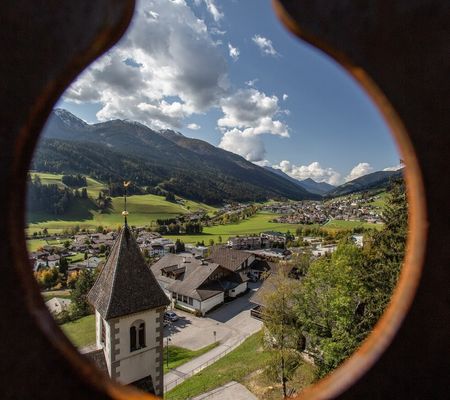 Die Burg Heinfels ist Sehenswürdigkeit, Museum und Veranstaltungsort.