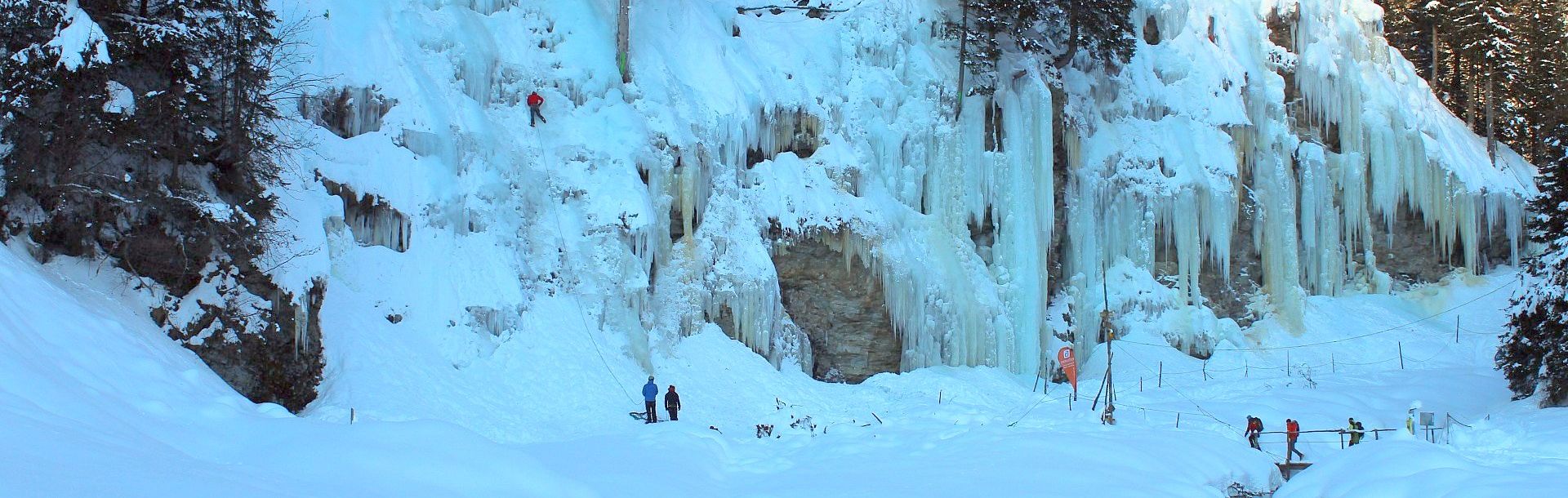 Eisklettern in Osttirol - Der größte künstliche Eispark, Eisklettergarten in Österreich | © webcam.eu