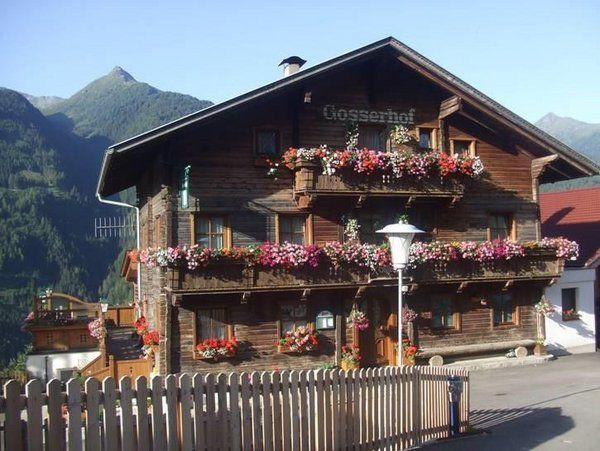 Gosserhof - Ausflug- und Berggasthof - Direkt beim „Zedlacher Paradies" bei Matrei