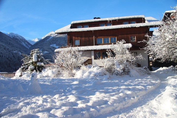 Gästehaus Schlossnerhof - Winteraktivitäten und Erholung in Virgen in Osttirol