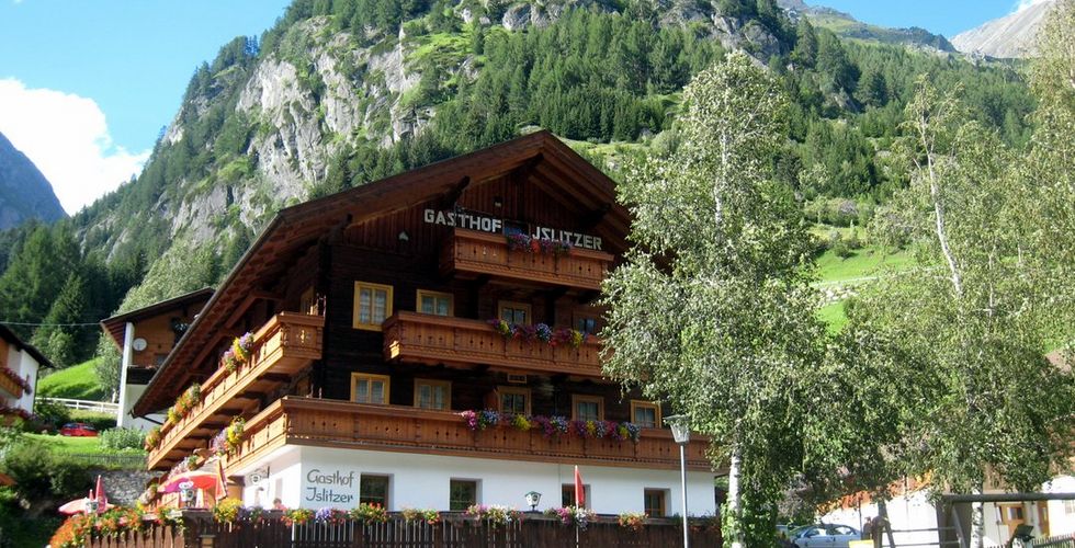 Hotel Gasthof Islitzer *** | Ferienwohnungen und Zimmer in Hinterbichl