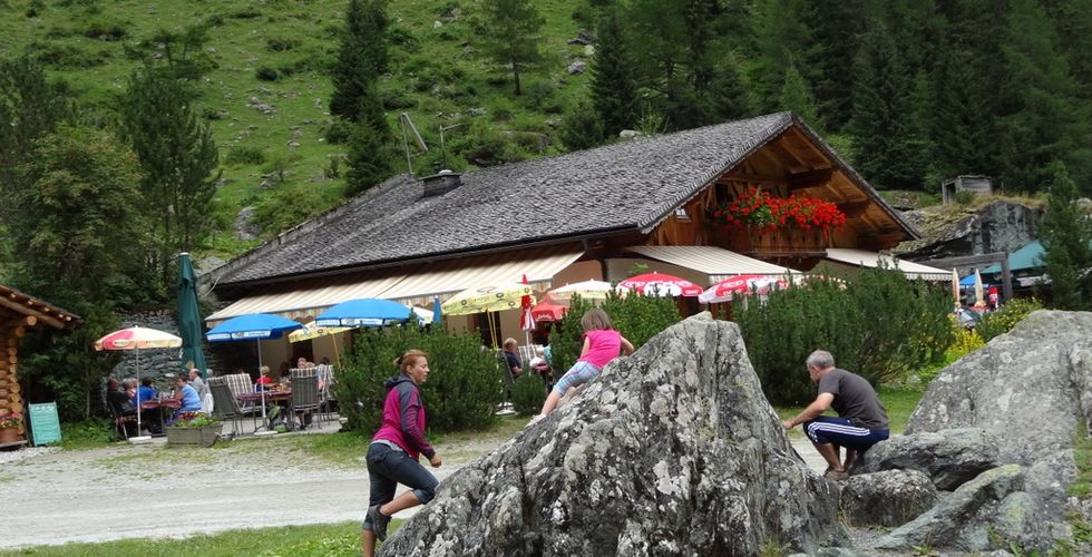 Islitzeralm 1.513 m | Jausenstation an den Umbalfällen Wasserfällen