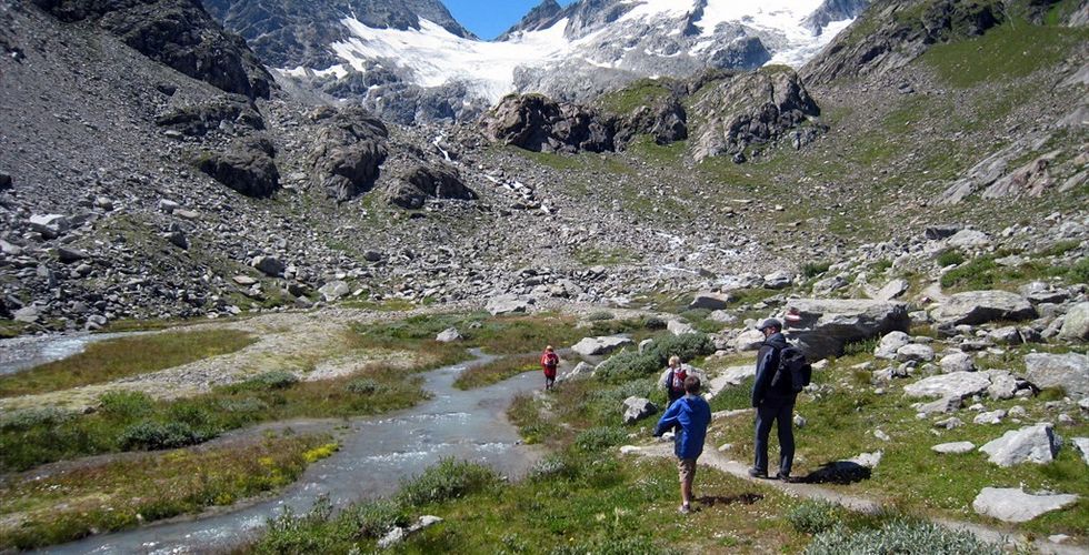 Essener- und Rostocker Hütte 2.208m | Idealer Ausgangspunkt für Touren Osttirol