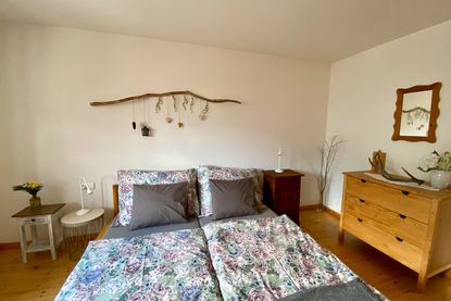 Ferienwohnung Assmair Martina mit einem Schlafzimmer für eine erholsame Nacht 