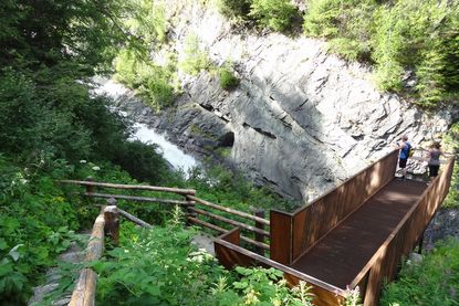 Das Almgasthaus Islitzeralm -  Hier beginnt der Wasserschaupfad Umballfälle