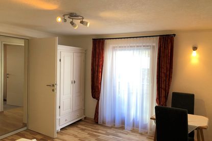 Gästehaus Schlossnerhof - modern eingerichtete Ferienwohnung - Kristallkopf für 1-2 Personen in Virgen in Osttirol