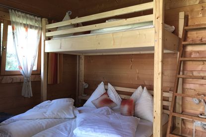 Gästehaus Schlossnerhof - Stockbett im Ferien-Blockhaus Klein-Venediger für 2-5 Personen in Virgen in Osttirol