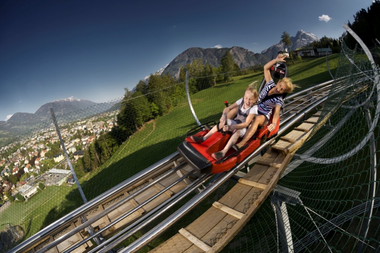 Osttirodler Lienz – Sommerrodelbahn am Hochstein | Bild: Lienzer Bergbahnen/Martin Lugger www.martin-lugger.com Osttirodler Lienz – Sommerrodelbahn am Hochstein
