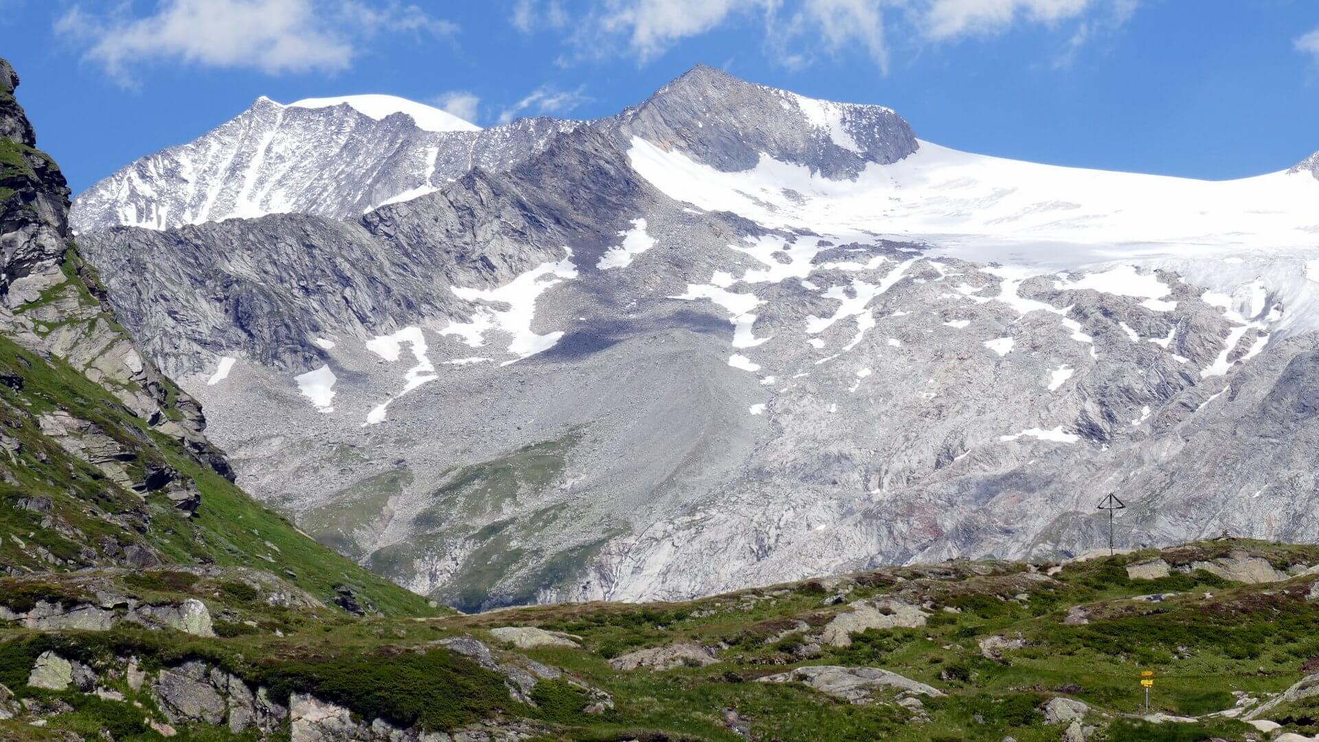 Blick auf den Großvenediger und die Gletscherwelt der Venedigergruppe
