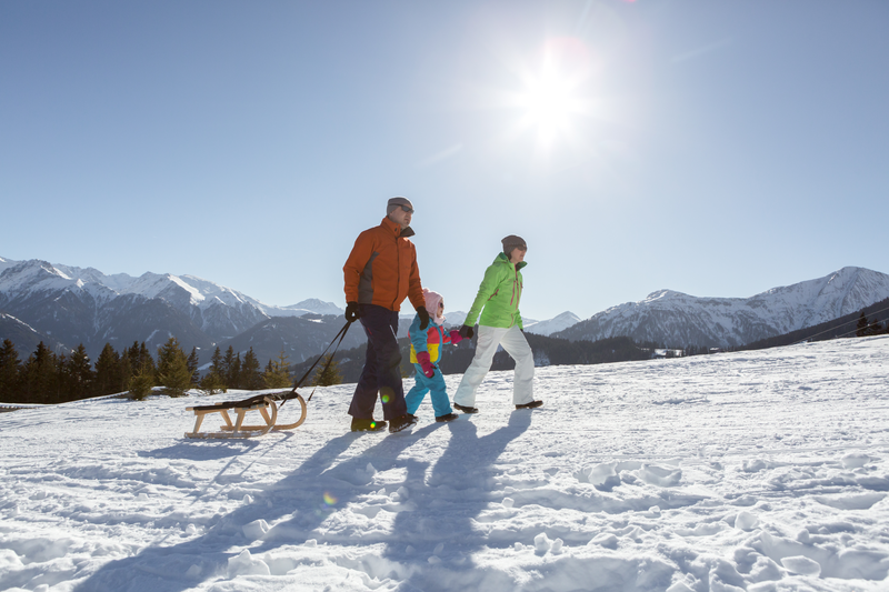 Rodeln und Schlittenfahren im Winterland in Osttirol